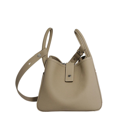 Bolsa feminina média em couro genuíno cáqui com nécessaire - Sereinna