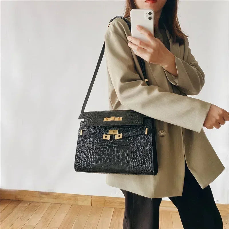 Autumn New Genuine Leather Women Shoulder Bags 2024 High Quality Retro Handbags Ladies Messenger Bag Day Clutches Black Brown