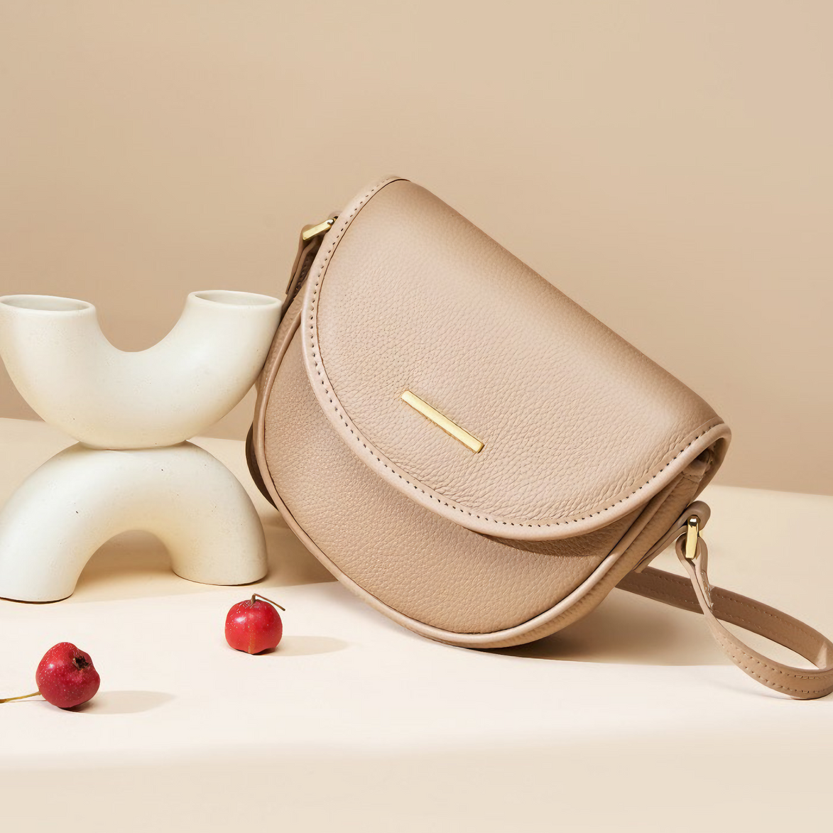 Bolsa Feminina Pequena em Couro Genuíno Cáqui - Sereinna