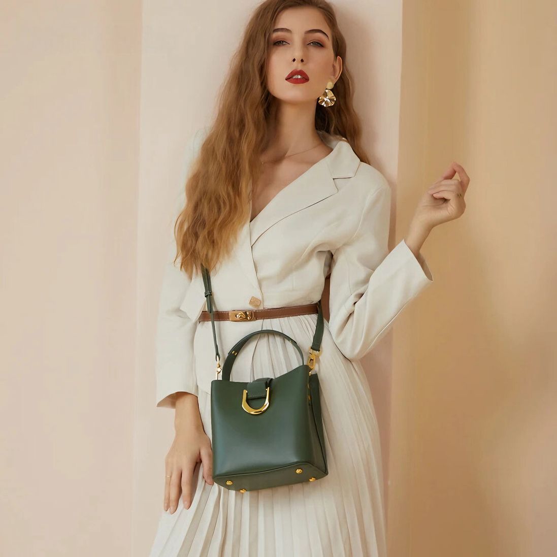 Bolsa feminina pequena em couro genuíno verde - Sereinna