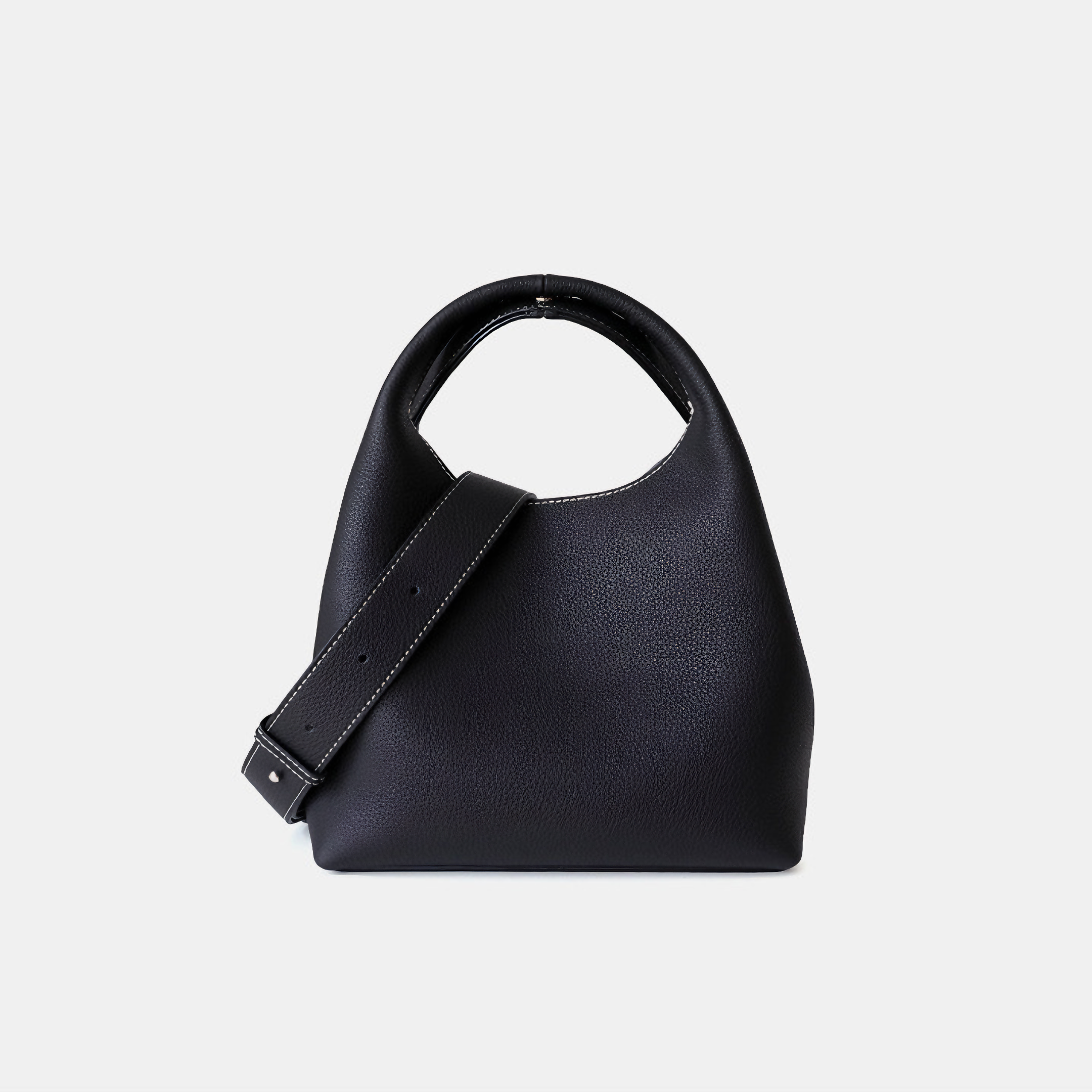 Bolsa Pequena em Couro Genuino Preta com Organizador Interno - Sereinna