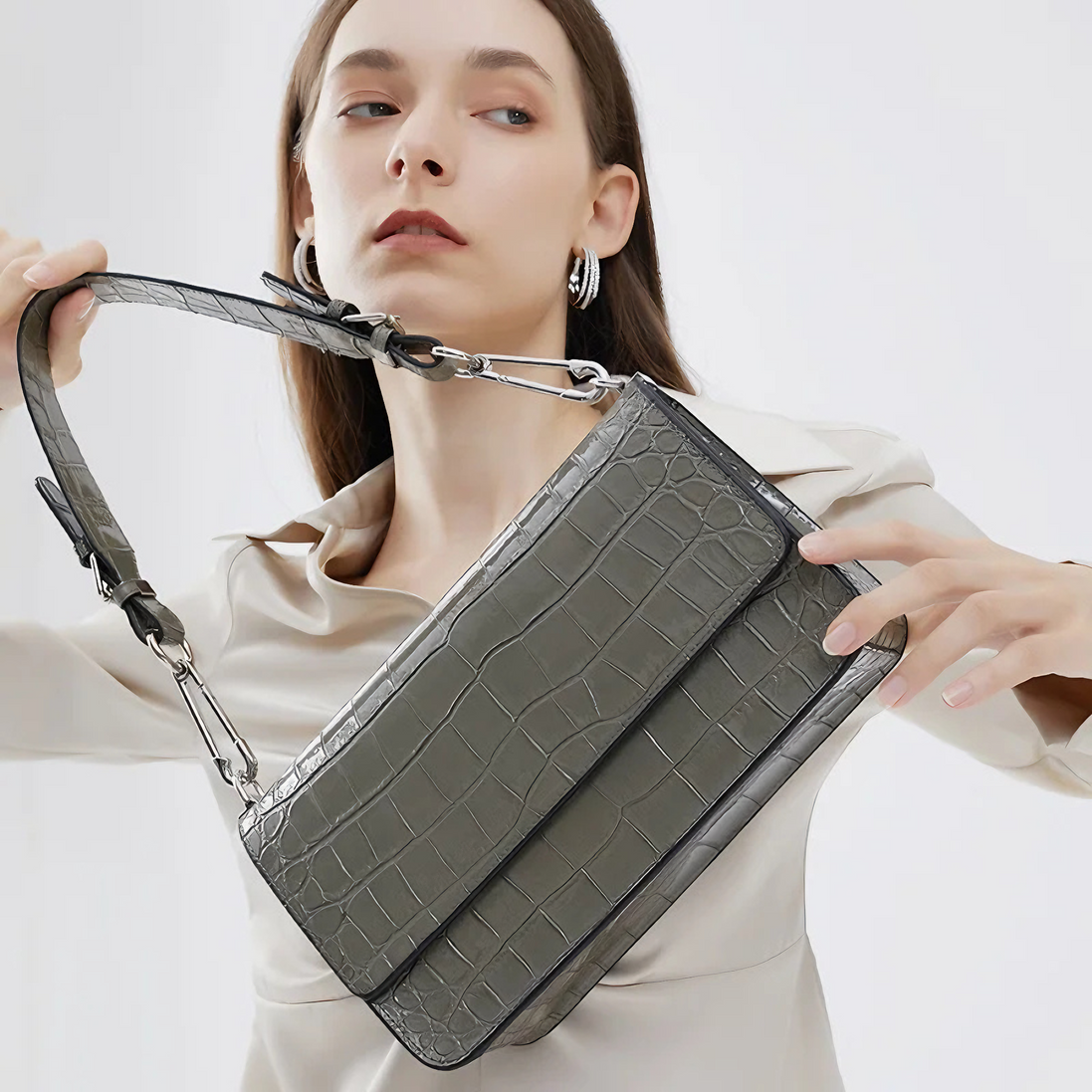 Bolsa feminina pequena em couro genuíno split verde - Sereinna