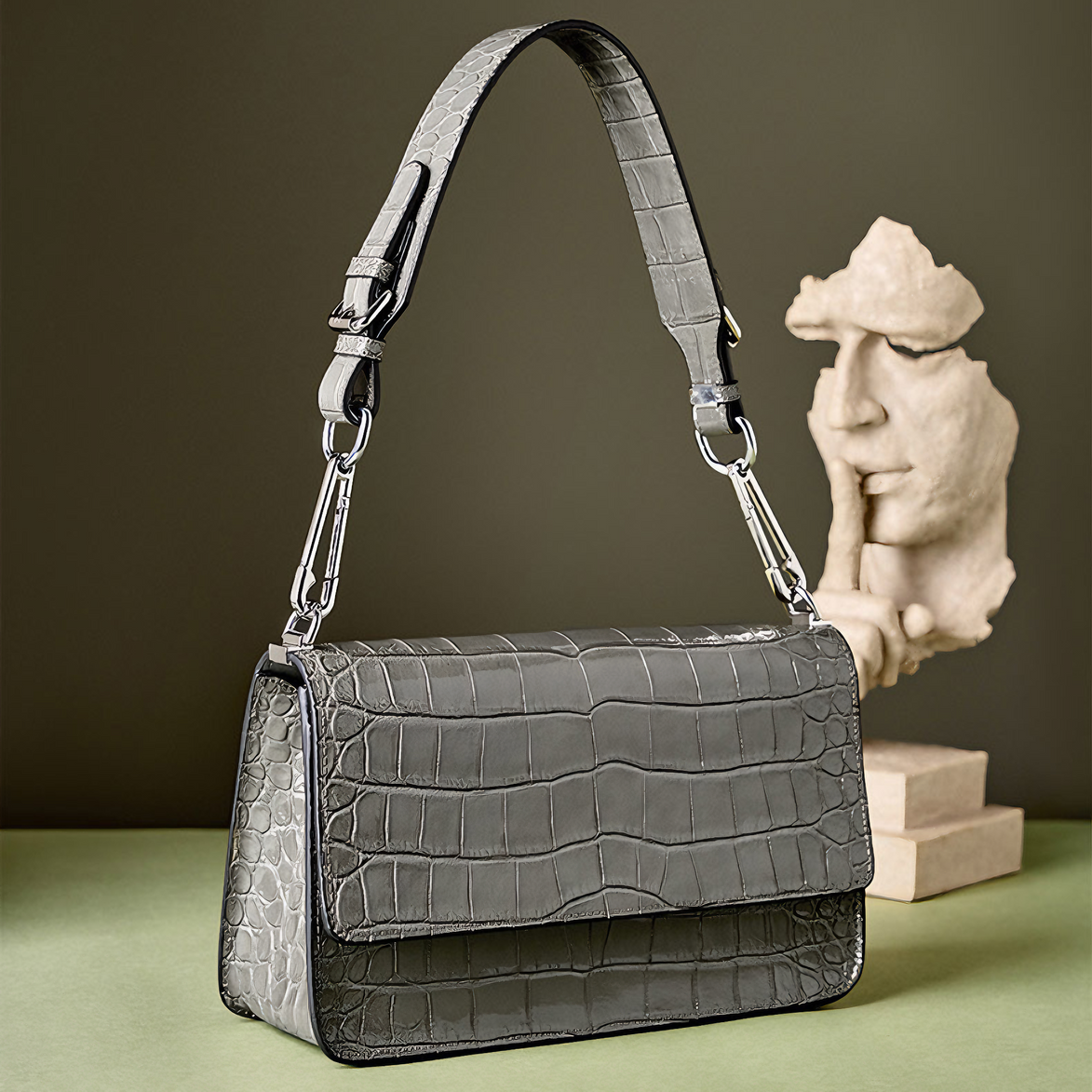 Bolsa feminina pequena em couro genuíno split verde - Sereinna