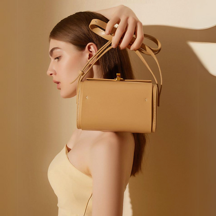 Bolsa Feminina Pequena em Couro Split Caramelo - Sereinna