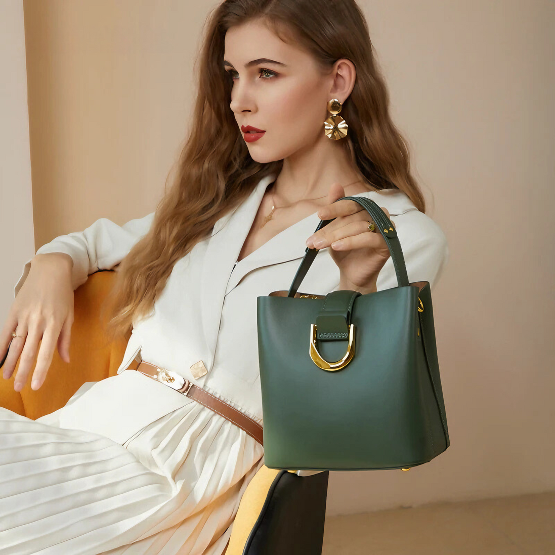 Bolsa feminina pequena em couro genuíno verde - Sereinna