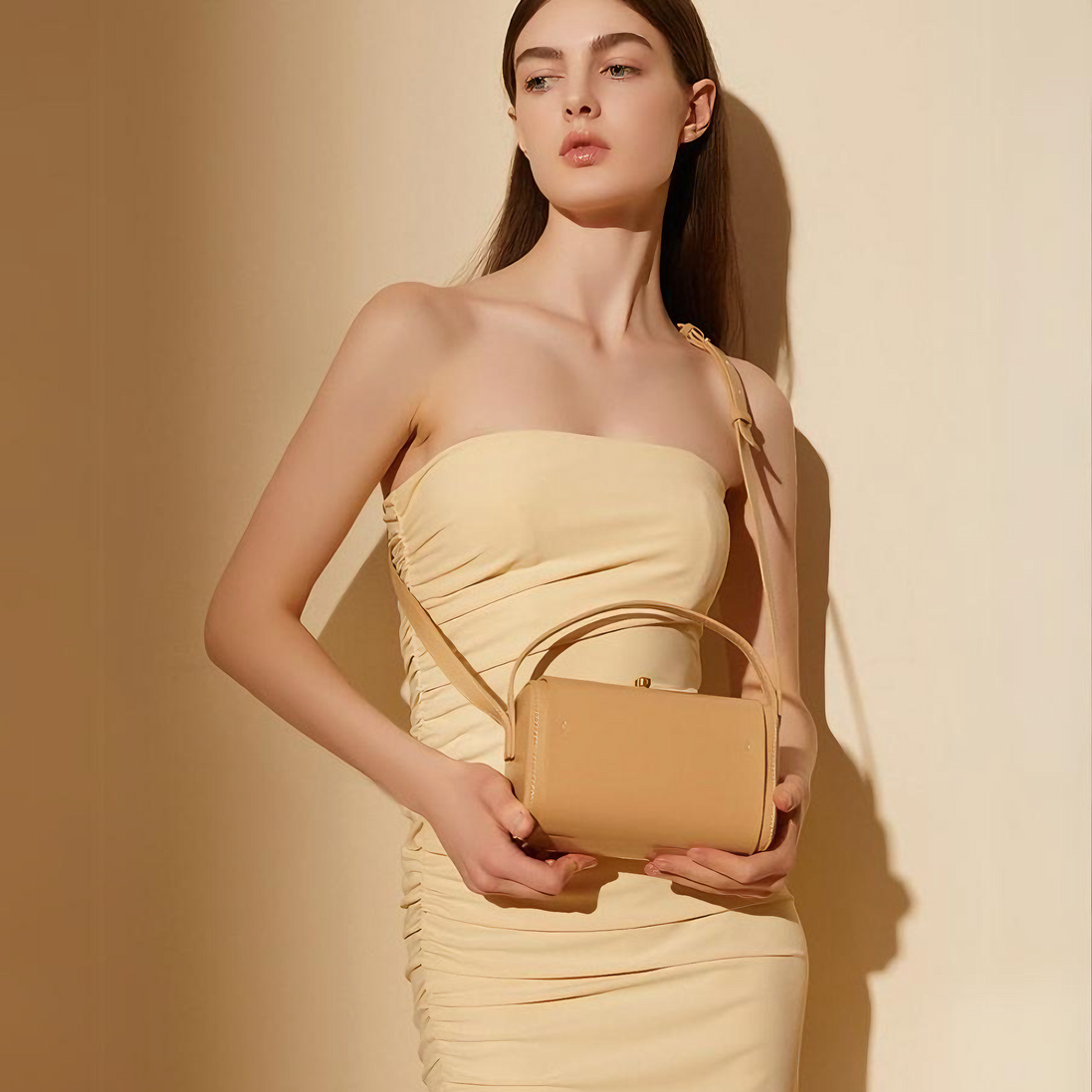 Bolsa Feminina Pequena em Couro Split Caramelo - Sereinna