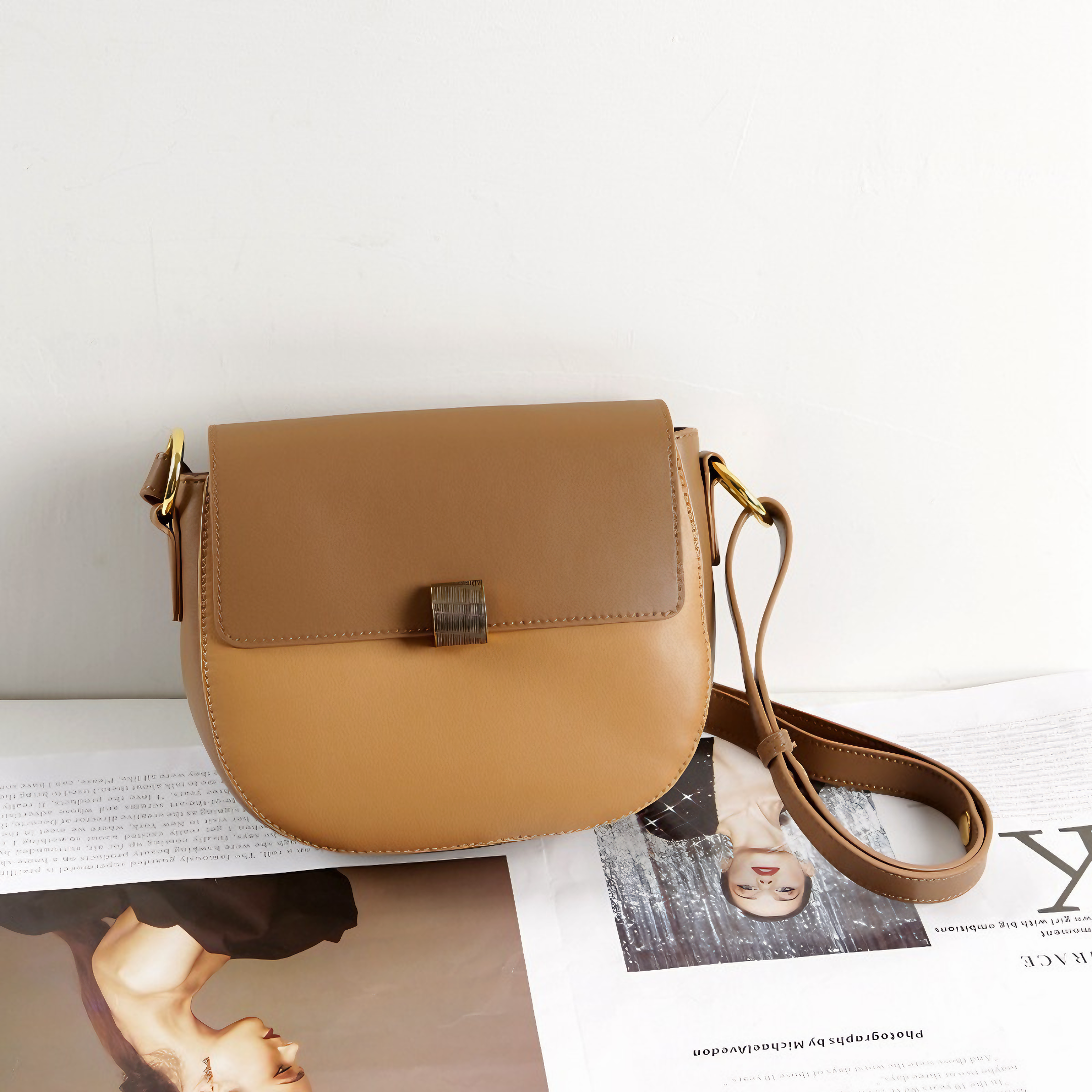 Bolsa Feminina pequena em Couro Split Caramelo - Sereinna
