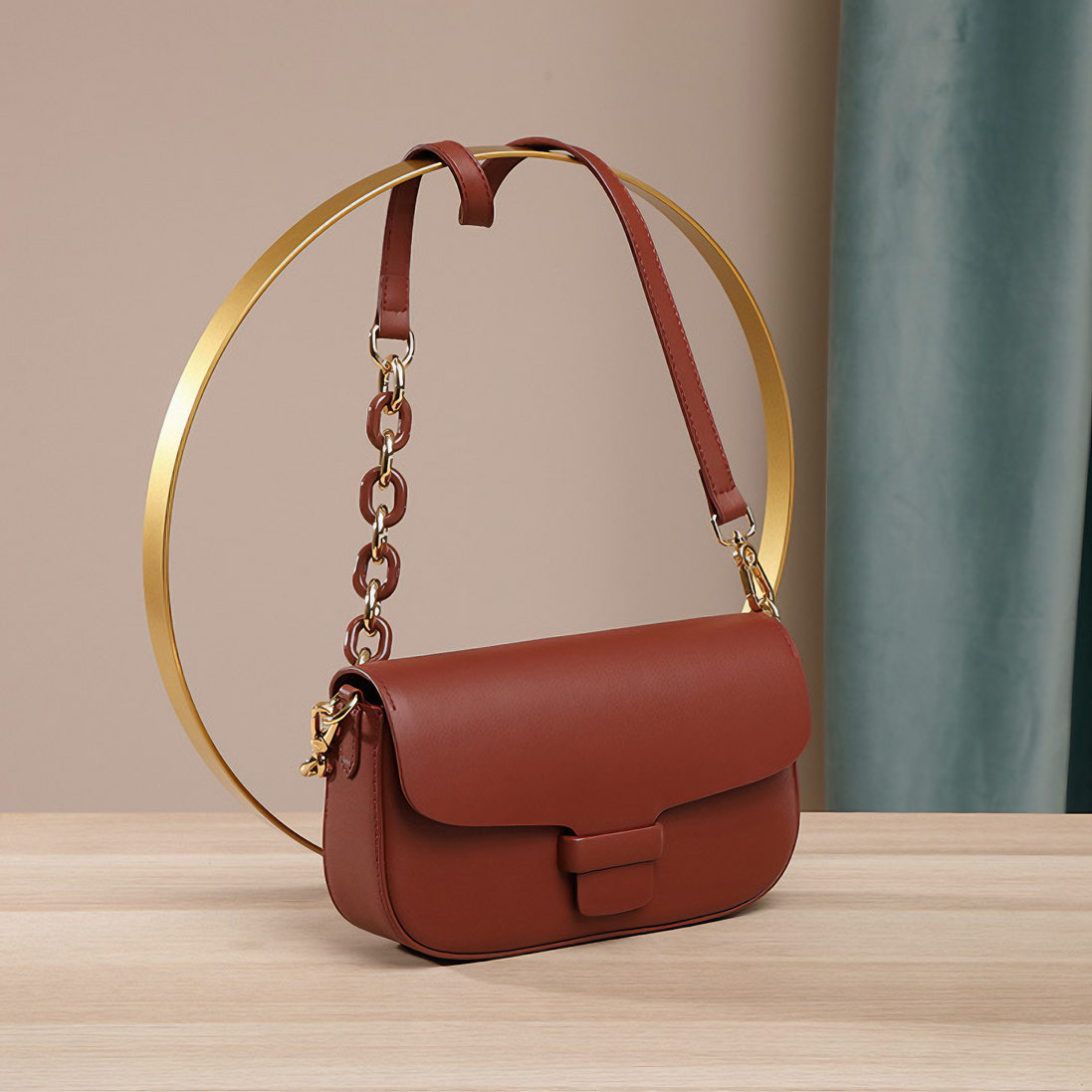 Bolsa Feminina Pequena em Couro Split Vermelha com Correntes - Sereinna